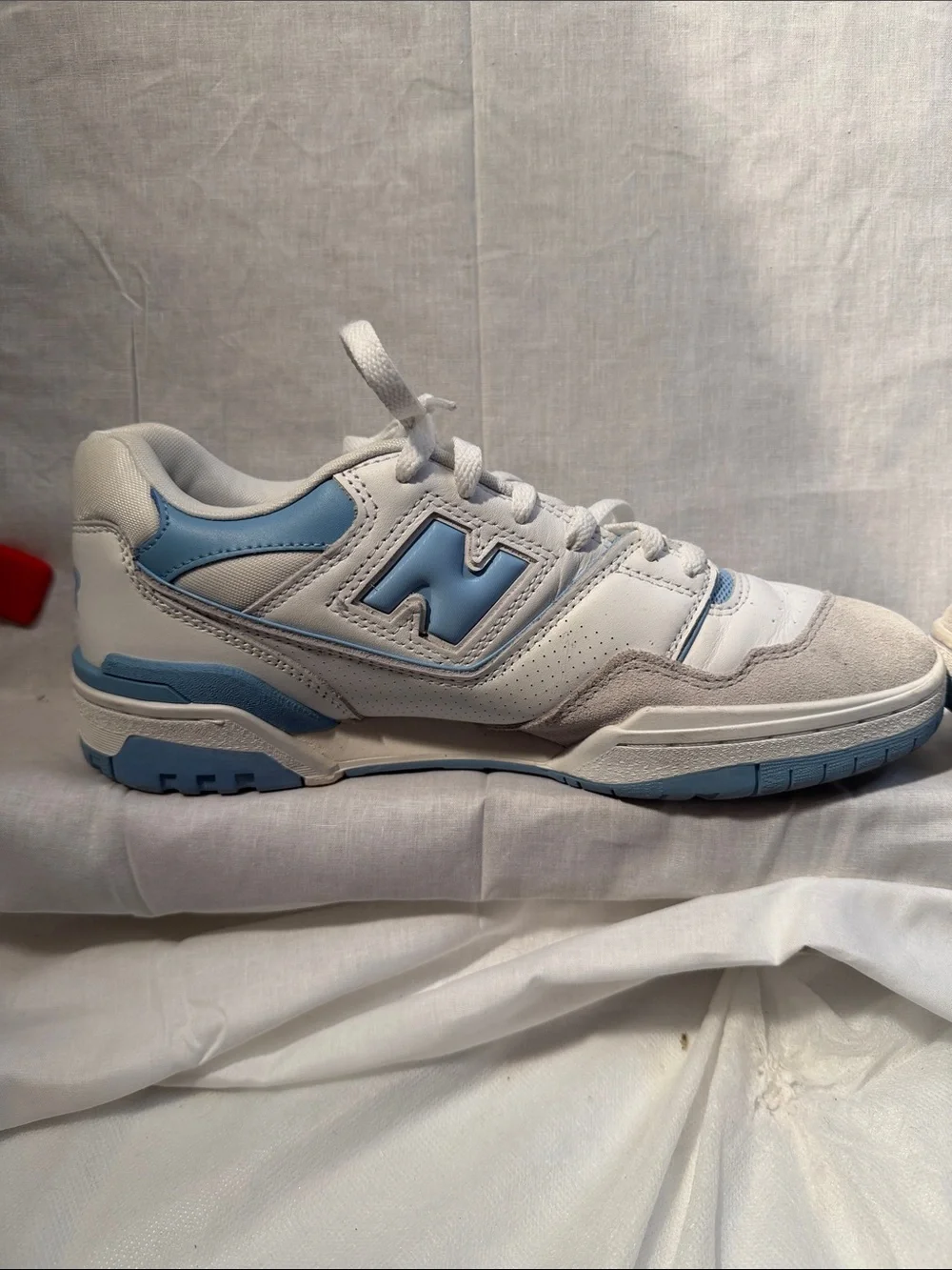 New Balance 550 Men’s Sneakers — White & Light Blue  size 10 US